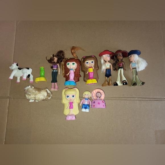 Other - Toy Figures Set
